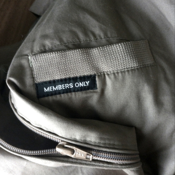 Vintage 80s Authentic Members Only Bomber Jacket Gray Zip Up Size 46 - Picture 10 of 14